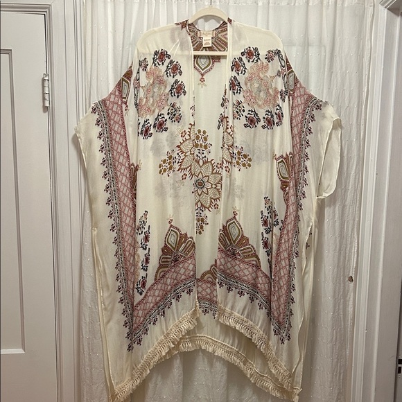 Altar'd State Accessories - Altar’d State Kimono Beach Women’s One Size Bohemian Festival Flowy Feminine